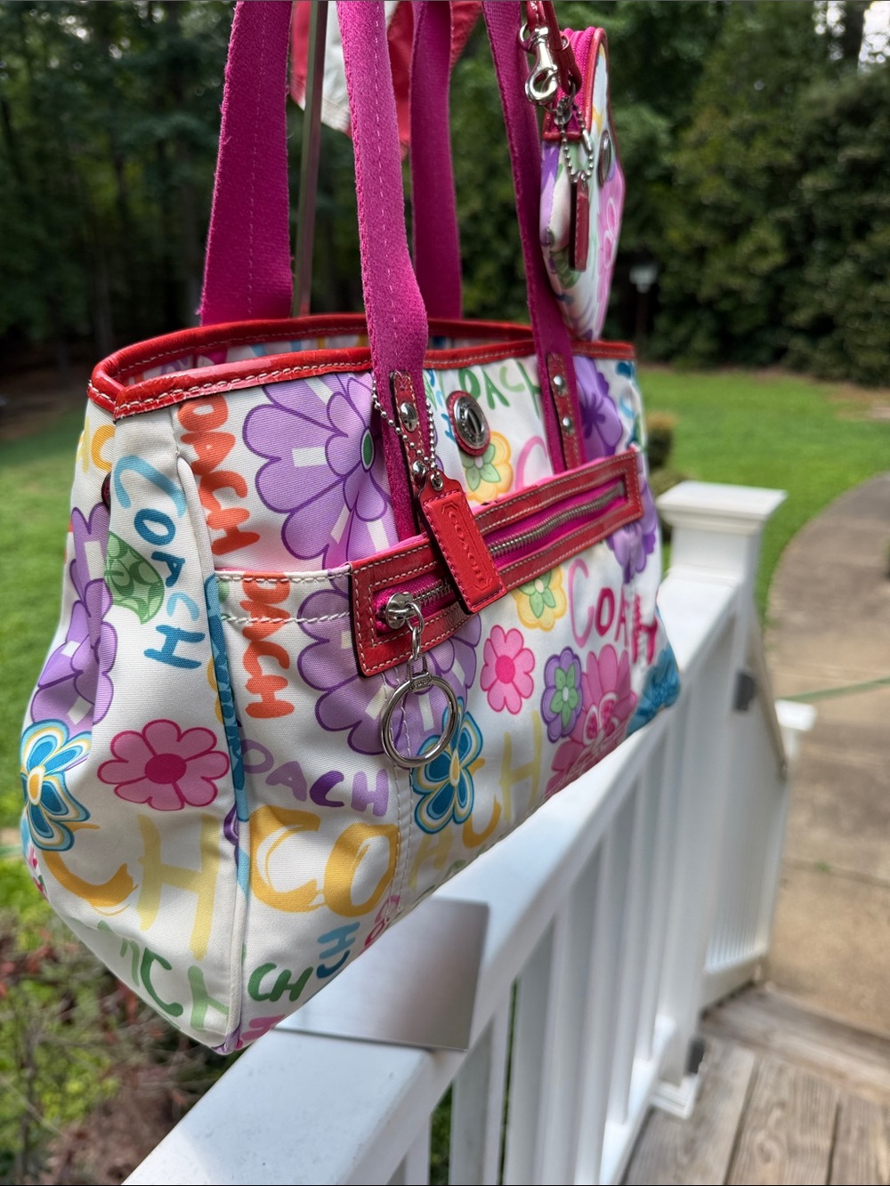 Coach 2010 Y2K Poppy Daisy Multicolor Floral Canvas Tote (full price add DAISY) - Picture 8 of 17